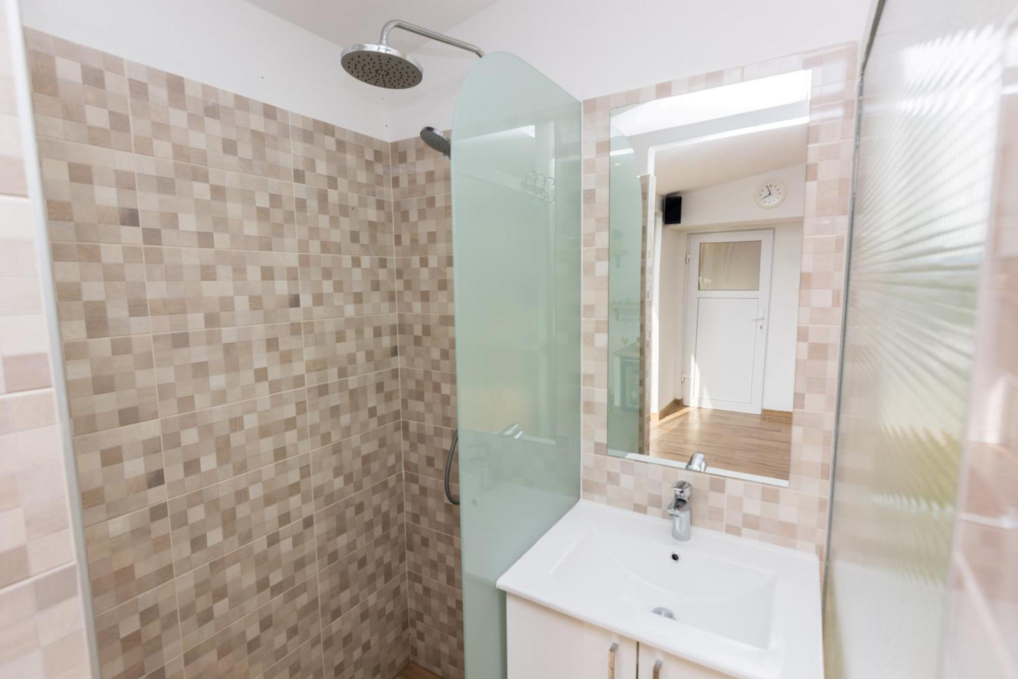 Apartments Ruzica Pinezići Стая снимка